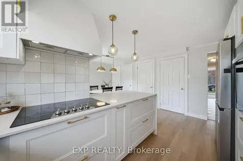 2333 Cotters Crescent Ottawa ON K1V 8Y7
