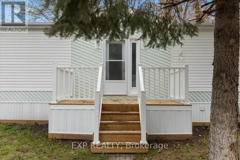 1083 Vista Tara Private Ottawa ON K4P 1C9