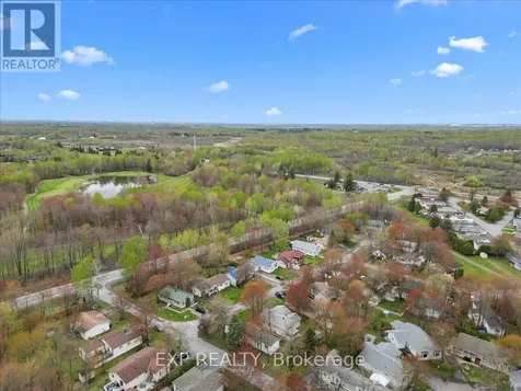 1083 Vista Tara Private Ottawa ON K4P 1C9