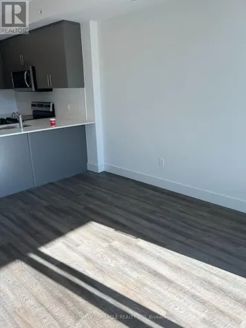 107 Roger Street #410 Waterloo ON N2J 0G3