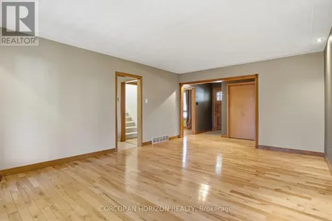 34 Yule Place Kitchener ON N2B 2J8