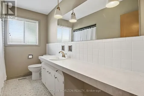 34 Yule Place Kitchener ON N2B 2J8