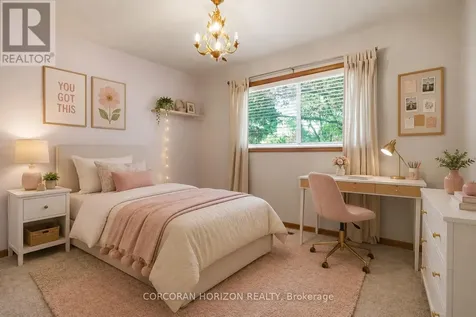 34 Yule Place Kitchener ON N2B 2J8
