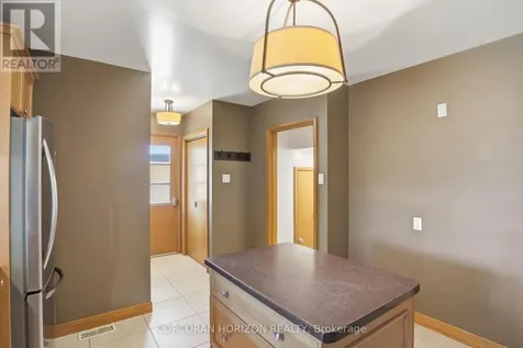 34 Yule Place Kitchener ON N2B 2J8