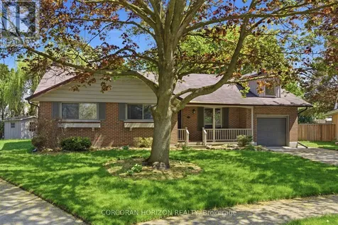 34 Yule Place Kitchener ON N2B 2J8