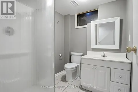 34 Yule Place Kitchener ON N2B 2J8