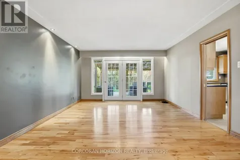 34 Yule Place Kitchener ON N2B 2J8