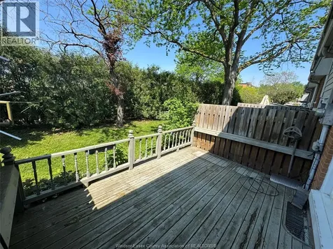 2649 Vine Court Windsor ON N8T 2X3