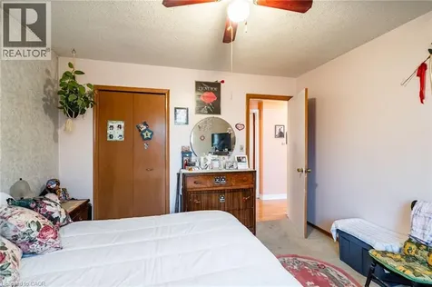 75 Hanover Place Hamilton ON L8K 5X7