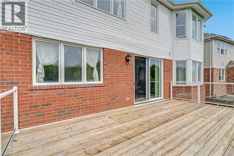 27 Glazebrook Crescent Cambridge ON N1T 2H7