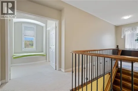 27 Glazebrook Crescent Cambridge ON N1T 2H7