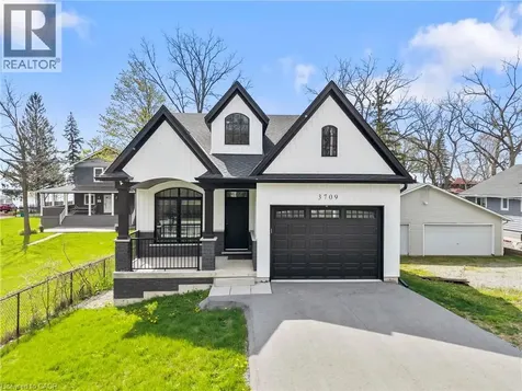 3709 Ryan Avenue Fort Erie ON L0S 1B0
