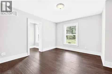 1670 Medad Springs Court Burlington ON L8P 0B7