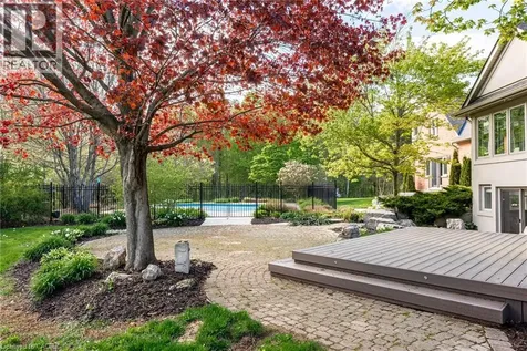 1670 Medad Springs Court Burlington ON L8P 0B7