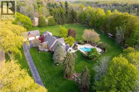 1670 Medad Springs Court Burlington ON L8P 0B7