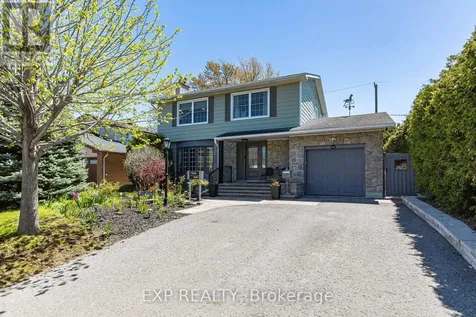 1836 Lorraine Avenue Ottawa ON K1H 6Z8