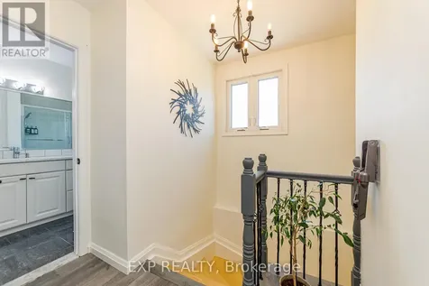 1836 Lorraine Avenue Ottawa ON K1H 6Z8