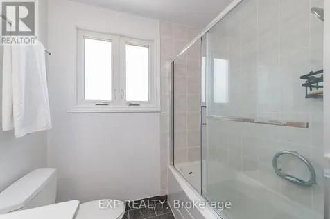 1836 Lorraine Avenue Ottawa ON K1H 6Z8