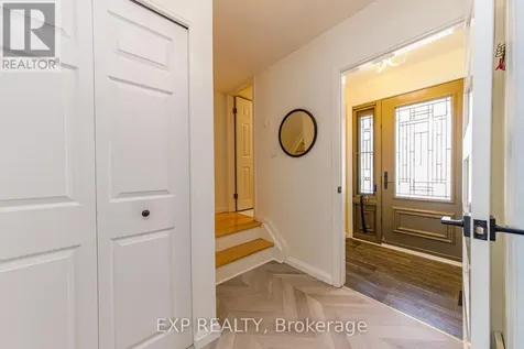1836 Lorraine Avenue Ottawa ON K1H 6Z8