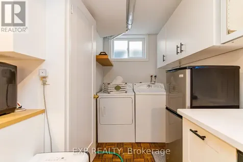 1836 Lorraine Avenue Ottawa ON K1H 6Z8
