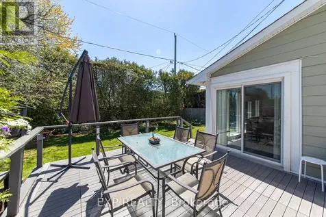 1836 Lorraine Avenue Ottawa ON K1H 6Z8