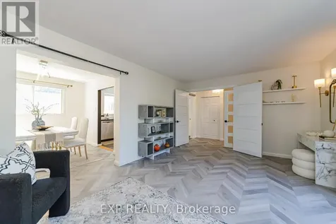 1836 Lorraine Avenue Ottawa ON K1H 6Z8