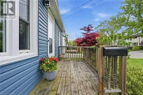 15 Kirk Street St. Catharines ON L2S 1B8
