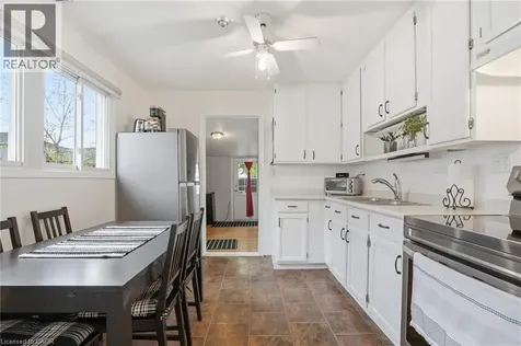15 Kirk Street St. Catharines ON L2S 1B8