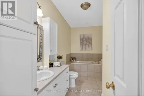 259 Cairnsmore Circle Ottawa ON K2J 0G5