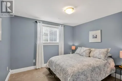 259 Cairnsmore Circle Ottawa ON K2J 0G5