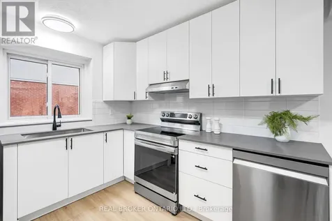 477 Moodie Drive Ottawa ON K2H 8T7