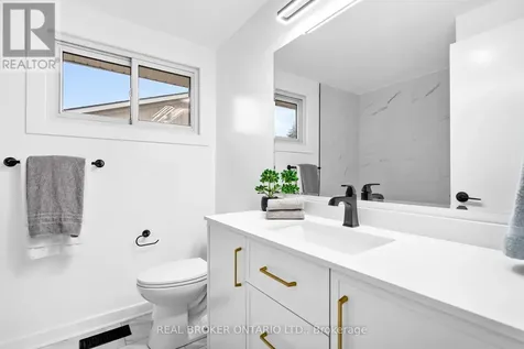 477 Moodie Drive Ottawa ON K2H 8T7