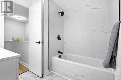 477 Moodie Drive Ottawa ON K2H 8T7