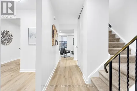 477 Moodie Drive Ottawa ON K2H 8T7