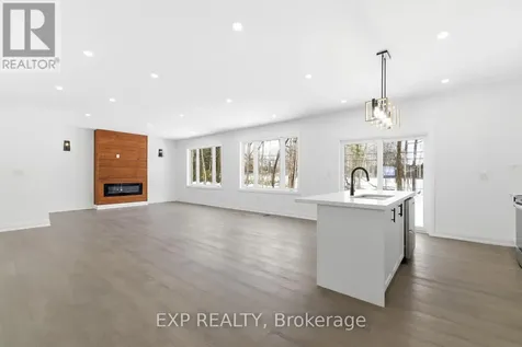 49 Beaufort Crescent Tiny ON L9M 0B8
