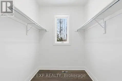 49 Beaufort Crescent Tiny ON L9M 0B8