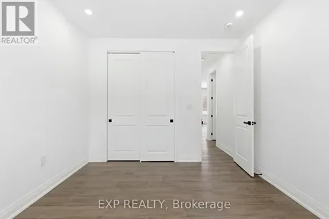49 Beaufort Crescent Tiny ON L9M 0B8