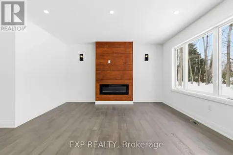 49 Beaufort Crescent Tiny ON L9M 0B8