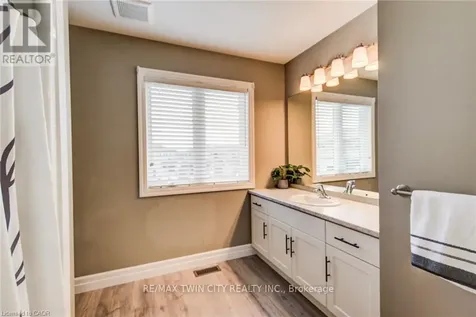 63 Crab Apple Court Wellesley ON N0B 2T0