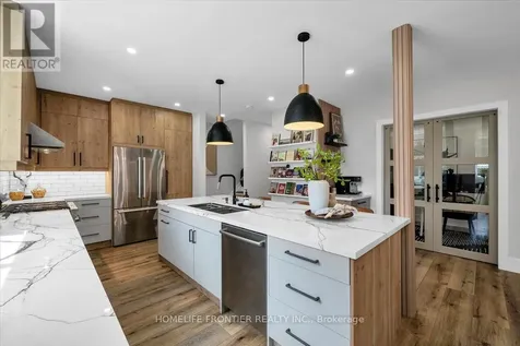 62 Russell Barton Lane Uxbridge ON L9P 1Z2