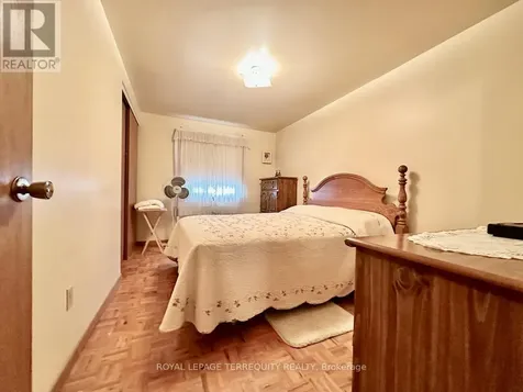 10-16 Orchard Place Chatham-kent ON N7M 1A6