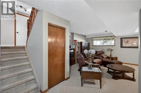 328 Maccrae Drive Caledonia ON N3W 1K6