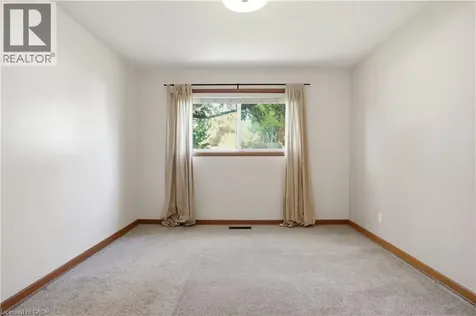 34 Yule Place Kitchener ON N2B 2J8