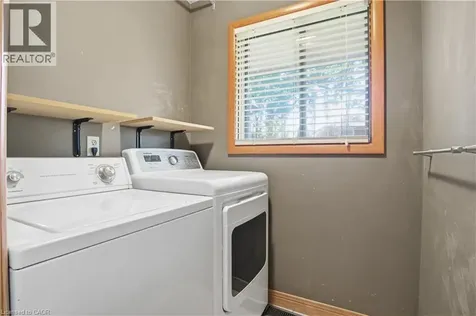 34 Yule Place Kitchener ON N2B 2J8