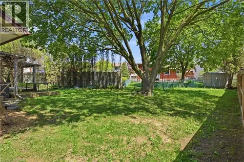 34 Yule Place Kitchener ON N2B 2J8