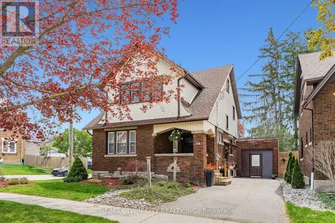 39 Borden Avenue North Kitchener ON N2H 3H9