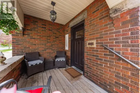 39 Borden Avenue North Kitchener ON N2H 3H9