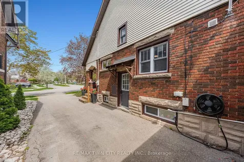 39 Borden Avenue North Kitchener ON N2H 3H9