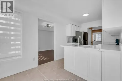 1063 Peach Blossom Crescent Windsor ON N9G 2R5