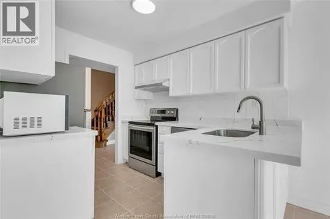 1063 Peach Blossom Crescent Windsor ON N9G 2R5